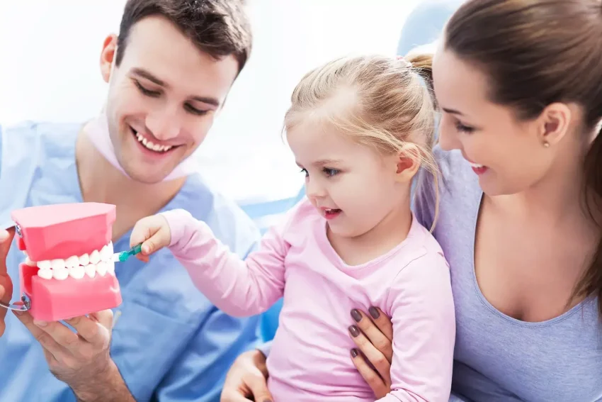 Merawat Gigi Anak Anda: Tips Kesehatan Gigi untuk Orang Tua